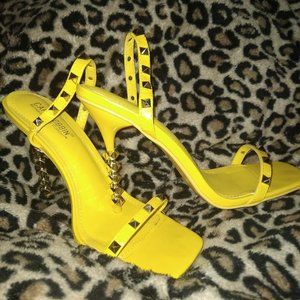 Yellow studded sling-back heels size 9